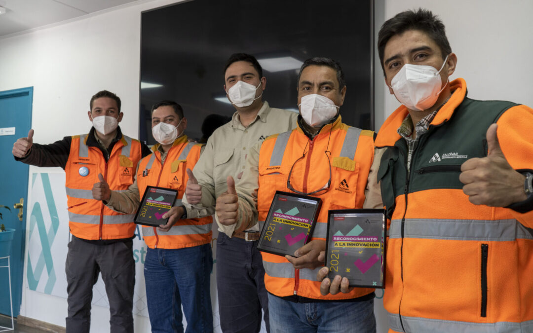 Equipo de Logística y Bodega recibió reconocimiento por proyecto de innovación
