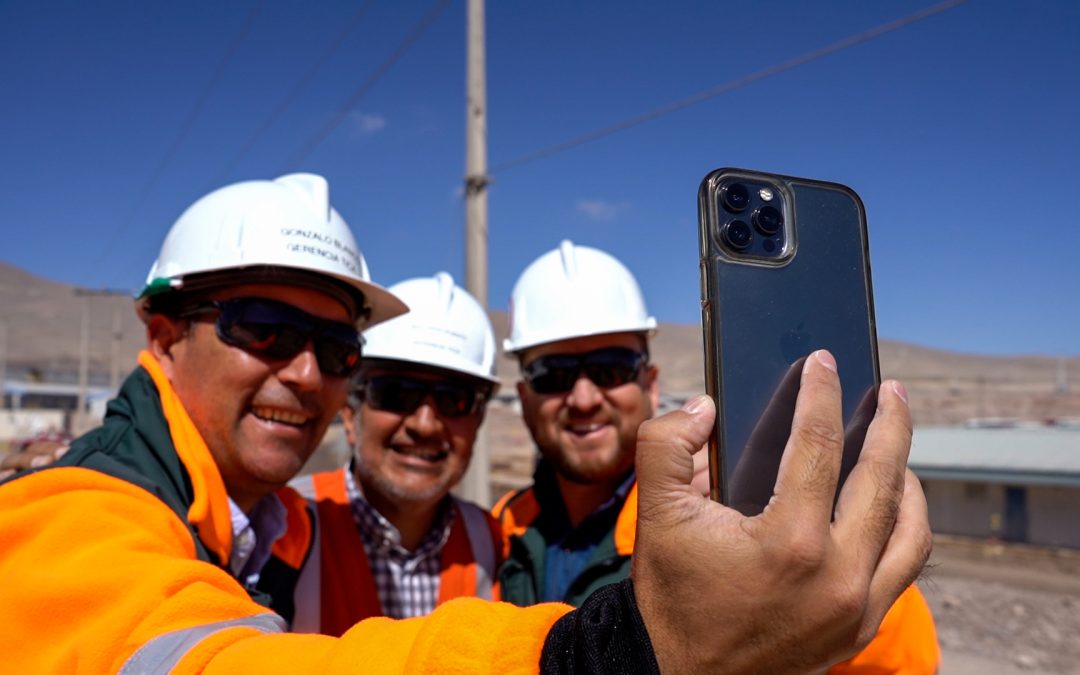 Instalan antena 4G para mejorar la conectividad celular en el campamento de Operaciones