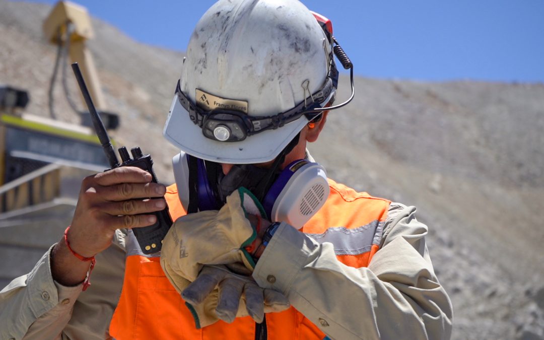 Operaciones Mina incorporó radios inalámbricas para aumentar la seguridad de las personas