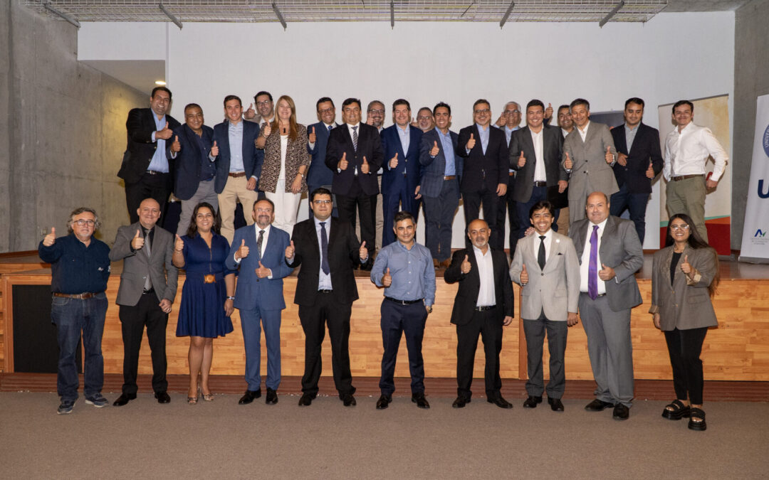Administradores de contrato finalizaron con éxito Diplomado de Liderazgo