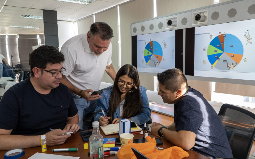 Trabajadores aprenden a autogestionarse para afianzar los equipos