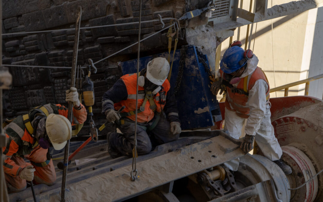Con éxito finalizó el cambio de cadena del apron feeder