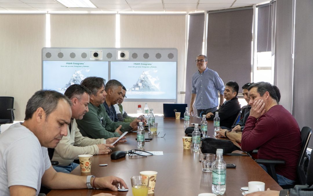 Líderes participaron en taller sobre autoconocimiento y personalidad
