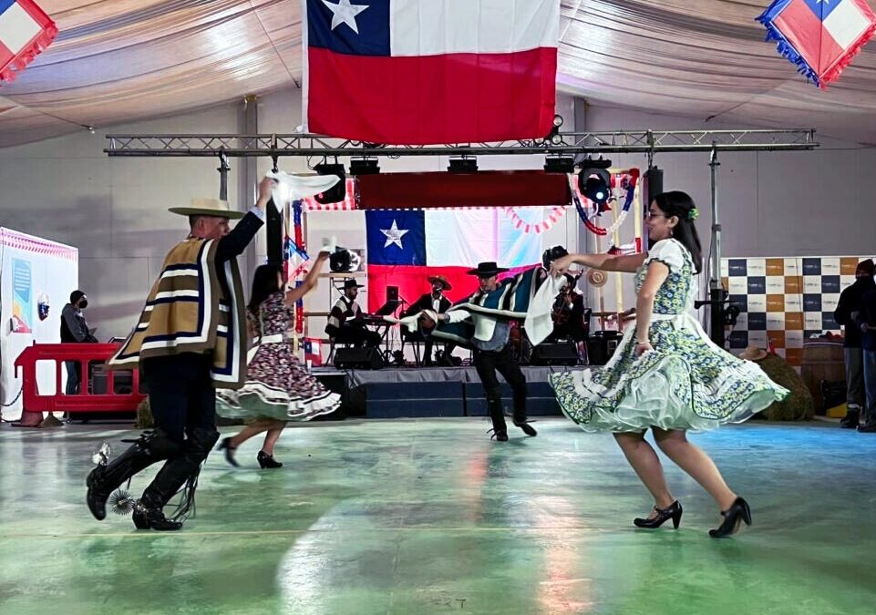 Llaman a celebrar las Fiestas Patrias de forma segura