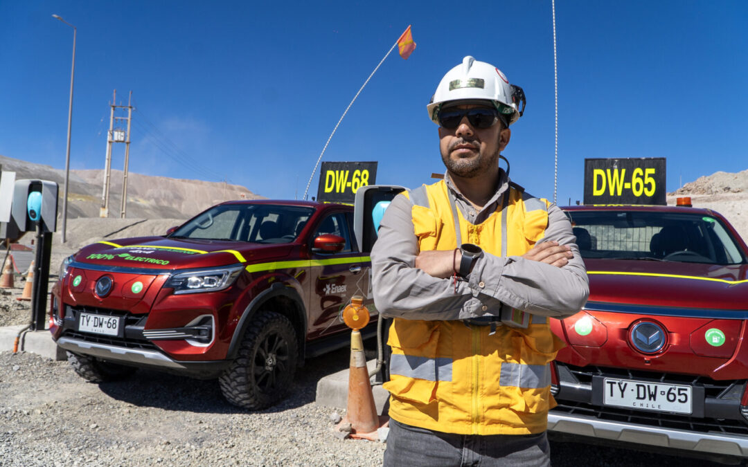 Camionetas eléctricas debutan en faena: menos emisiones y más eficiencia