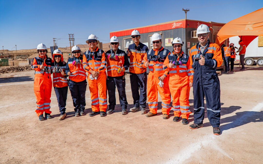 Zaldívar fortalece gestión ambiental con visita a Antucoya