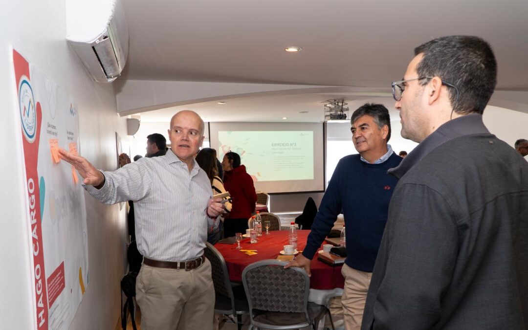 Superintendentes participaron en taller de liderazgo y diversidad