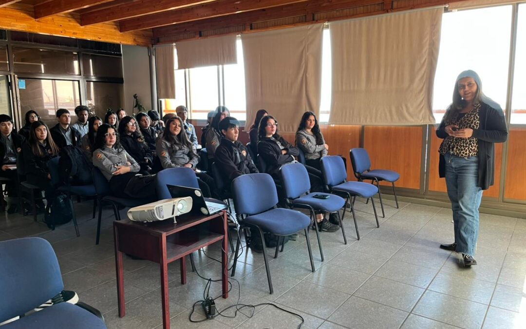 Alumnos de Tocopilla visitaron oficinas corporativas