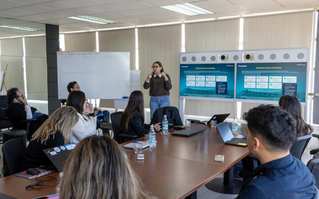 Taller de gestión refuerza la administración de contratos en la Compañía